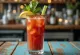 Bloody Mary kokteilis rotāts ar selerijas kātu un citrona šķēlīti