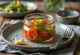 Marinēti čili pipari stikla burkā