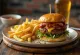 Medus BBQ burgers pasniegts